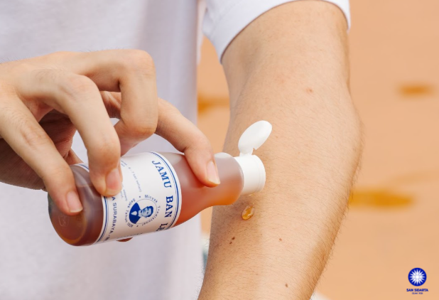 minyak jamu oles / urut alami